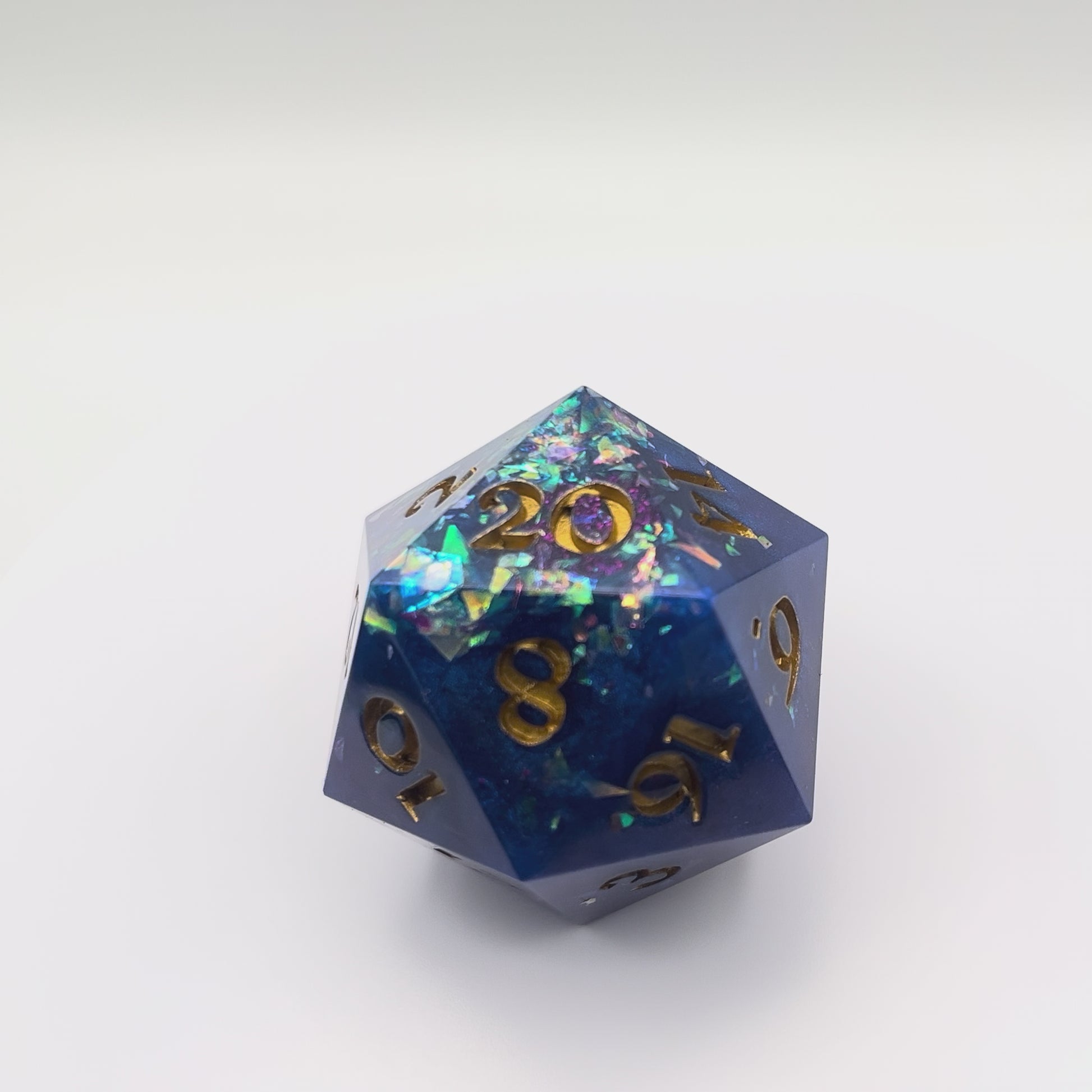 Deep blue pigment powder with mylar flakes Chonk D20 Resin die